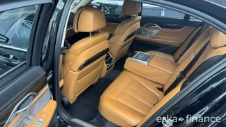 Lízing Sedan BMW 740 2017