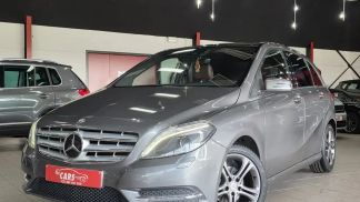 Lízing Hatchback MERCEDES B 180 2014