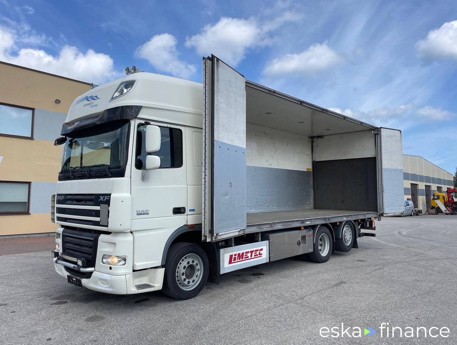 Special truck DAF XF105.510 2014