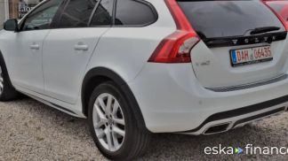 Lízing Kombi Volvo V60 Cross Country 2017