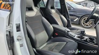 Lízing Sedan MERCEDES A 180 2021