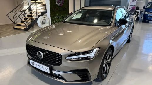 Volvo V90 2021