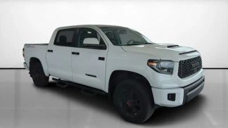 Finansowanie SUV Toyota Tundra 2020