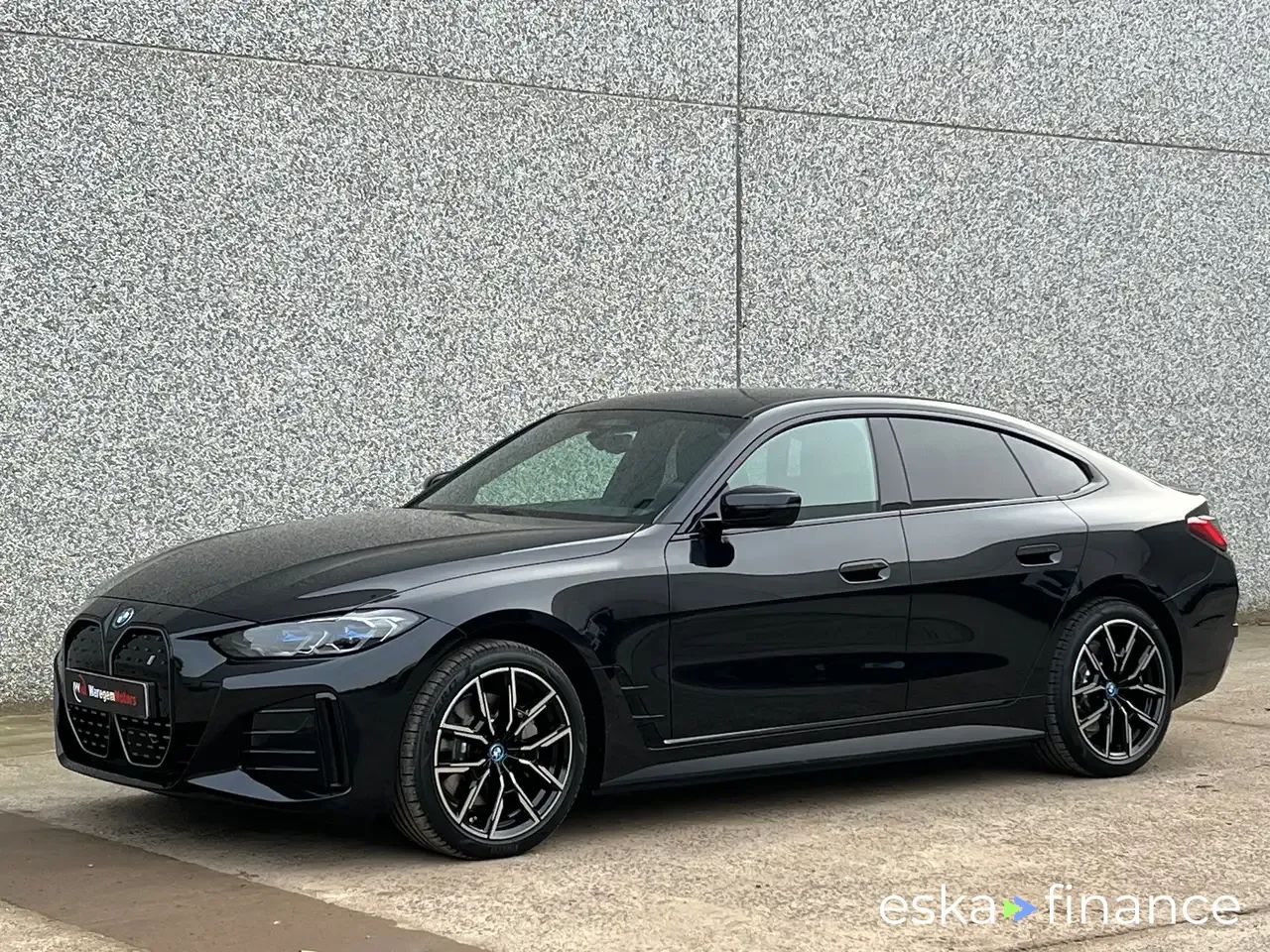 Financování Sedan BMW i4 2024