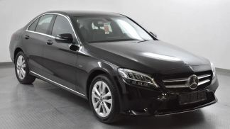 Lízing Sedan MERCEDES C 300 2020