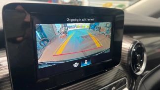 Lízing Hatchback MERCEDES V 220 2023