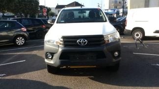 Finansowanie SUV Toyota Hilux 2017