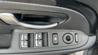 Lízing Hatchback Kia Carens 2016