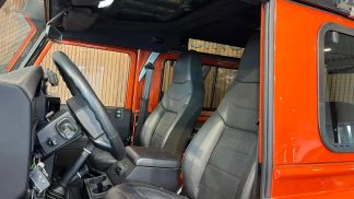 Finansowanie SUV Land Rover Defender 2016