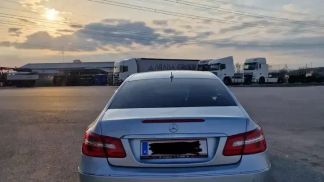 Financování Kupé MERCEDES E 200 2012