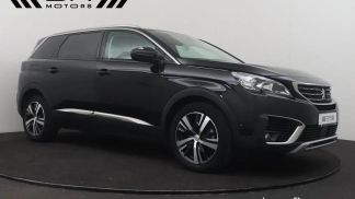 Lízing Hatchback Peugeot 5008 2020