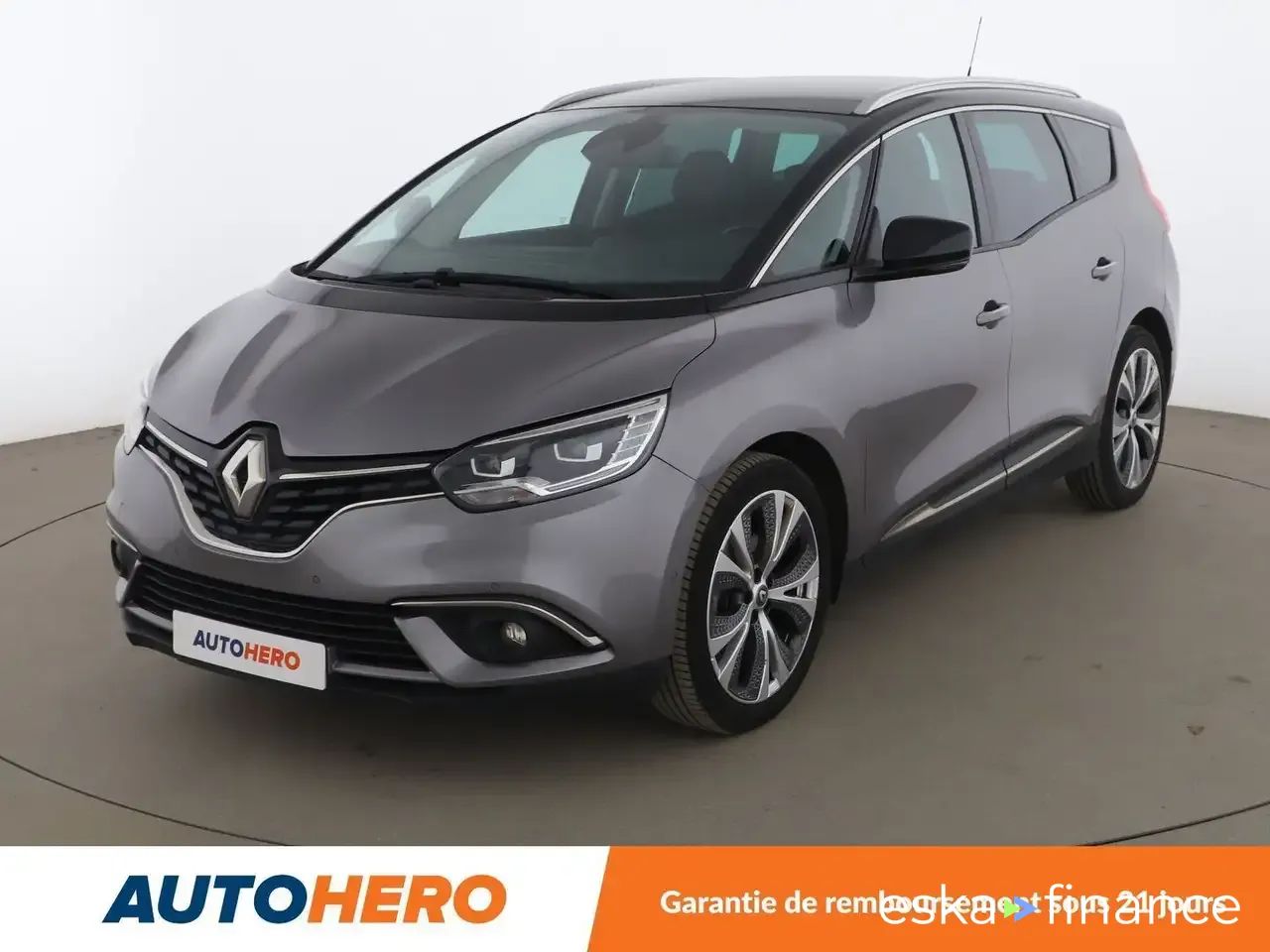 Lízing Hatchback Renault Grand Scenic 2017