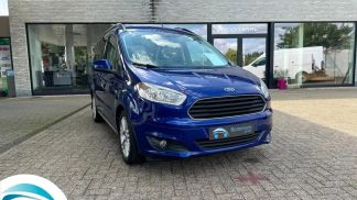 Transport pasażerów Ford Tourneo Courier 2017