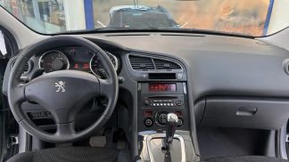 Lízing Hatchback Peugeot 5008 2014