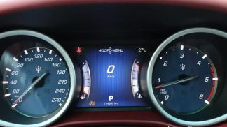 Lízing Sedan Maserati Ghibli 2016