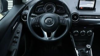Leasing Hatchback Mazda 2 2016