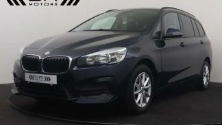 Lízing Hatchback BMW 216 2019
