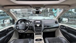 Lízing Hatchback Chrysler TOWN & COUNTRY 2014
