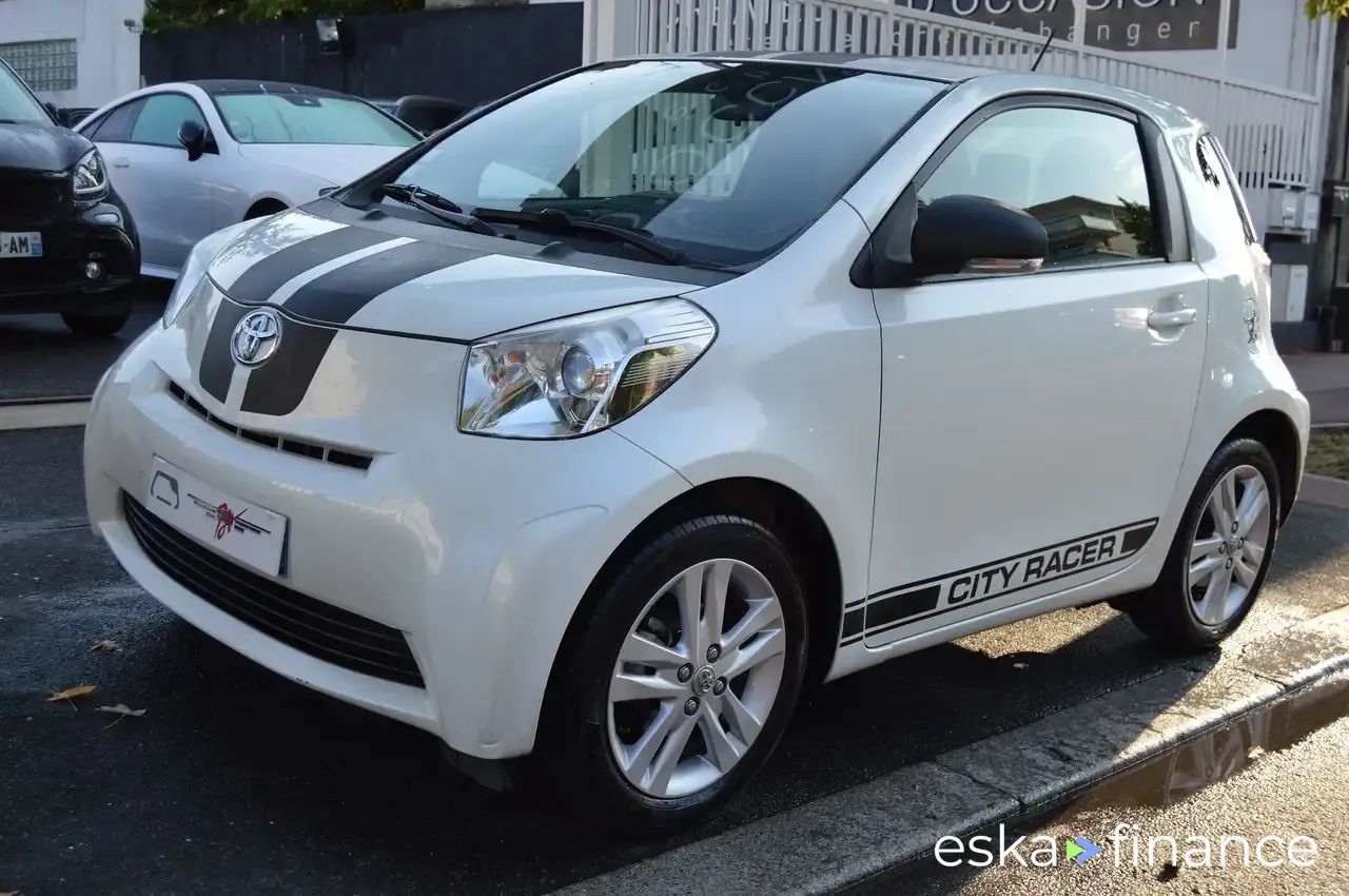 Finansowanie Sedan Toyota IQ 2012