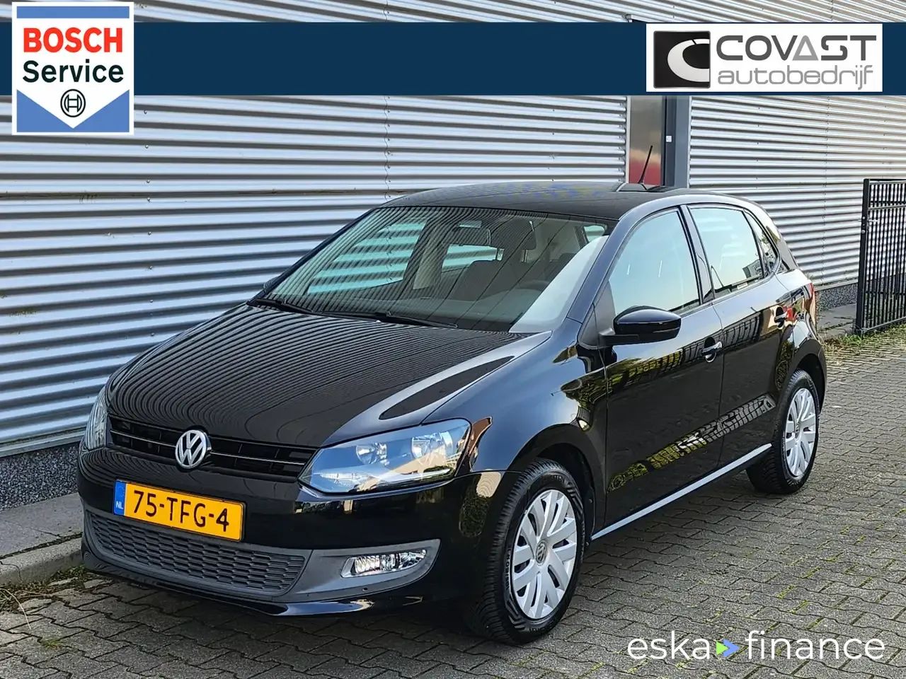 Hatchback Volkswagen Polo 2012