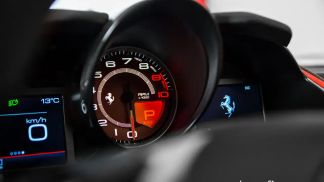 Lízing Kabriolet Ferrari 812 2023