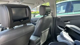 Lízing Sedan Toyota Prius 2010