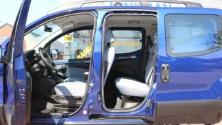 Lízing Hatchback Peugeot Bipper 2012