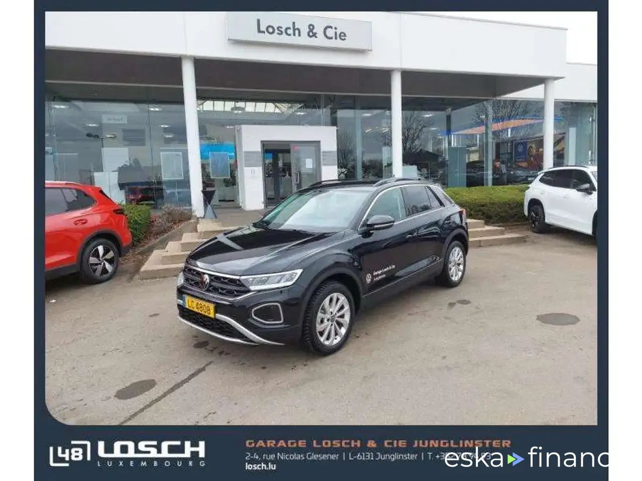 Financování Sedan Volkswagen T-Roc 2025