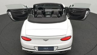 Lízing Kabriolet Bentley Continental GTC 2023