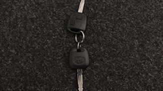 Leasing Hatchback Toyota Yaris 2010