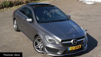 Lízing Sedan MERCEDES CLA 180 2015