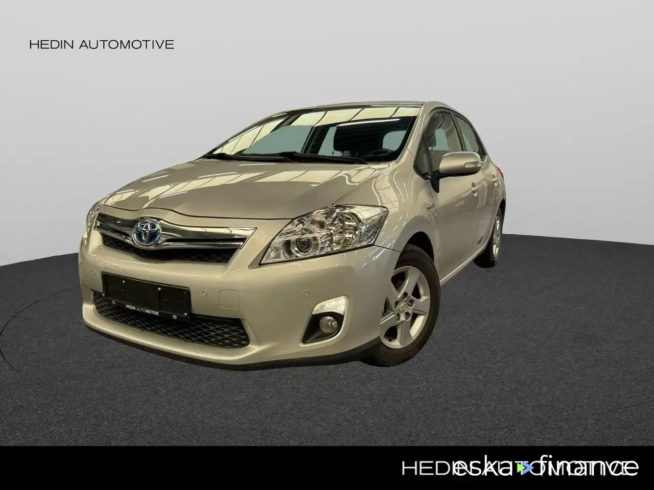 Lízing Hatchback Toyota Auris 2010