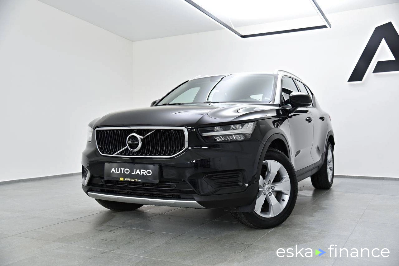 Leasing SUV Volvo XC40 2018