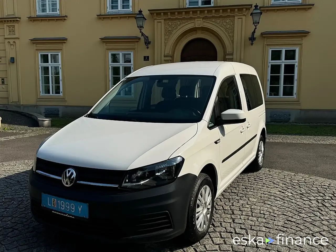 Leasing Hatchback Volkswagen Caddy 2017