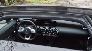 Lízing Sedan MERCEDES A 200 2019