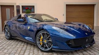 Finansowanie Zamienny Ferrari 812 2021