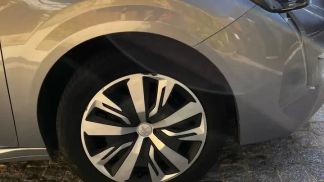 Lízing Sedan Peugeot 208 2020