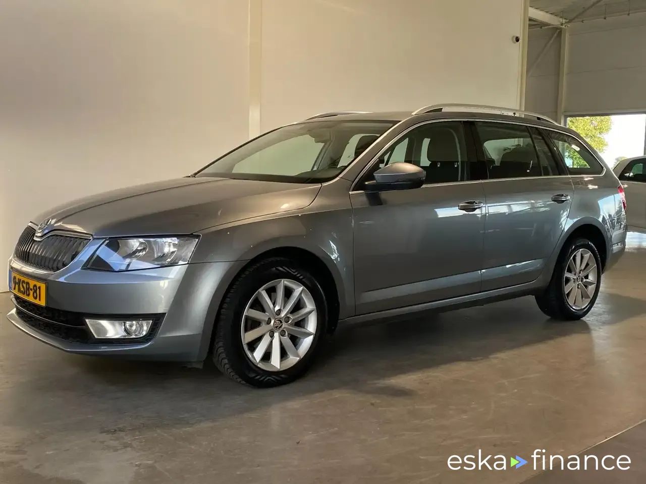 Leasing Wagon Skoda Octavia 2013