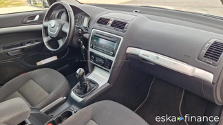 Lízing Kombi Skoda OCTAVIA COMBI 2011