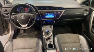 Leasing Wagon Toyota Auris 2014