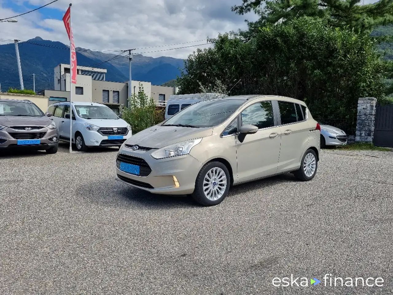 Leasing Le transport des passagers Ford B-Max 2013