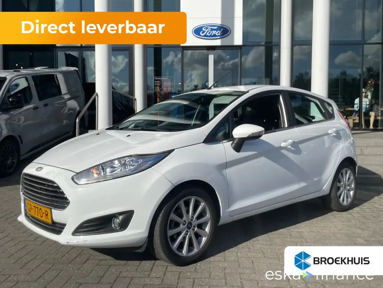 Lízing Hatchback Ford Fiesta 2015