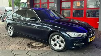 Lízing Sedan BMW 320 2014