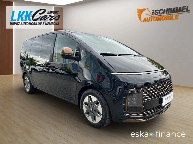 Leasing Camion spécial Hyundai Staria 2022