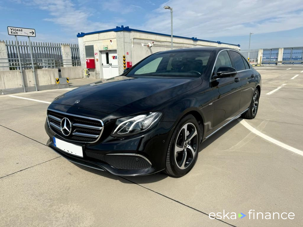 Leasing Sedan MERCEDES E TRIEDA 2019