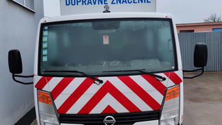 Otwarte z kredensami Nissan Cabstar 2012