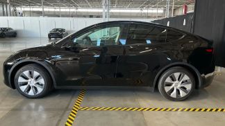 Financování Hatchback Tesla Model Y 2024
