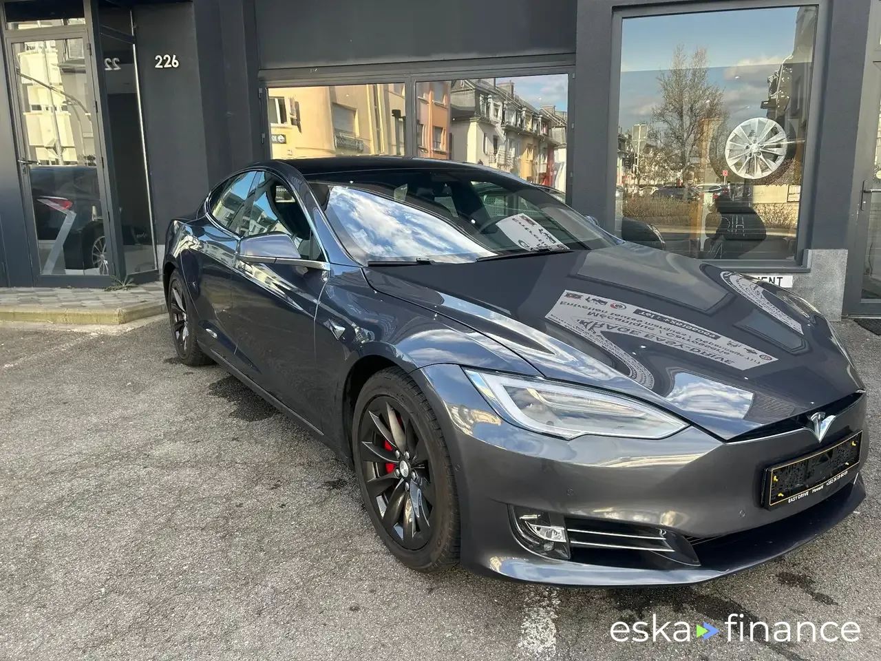 Leasing Sedan Tesla Model S 2020