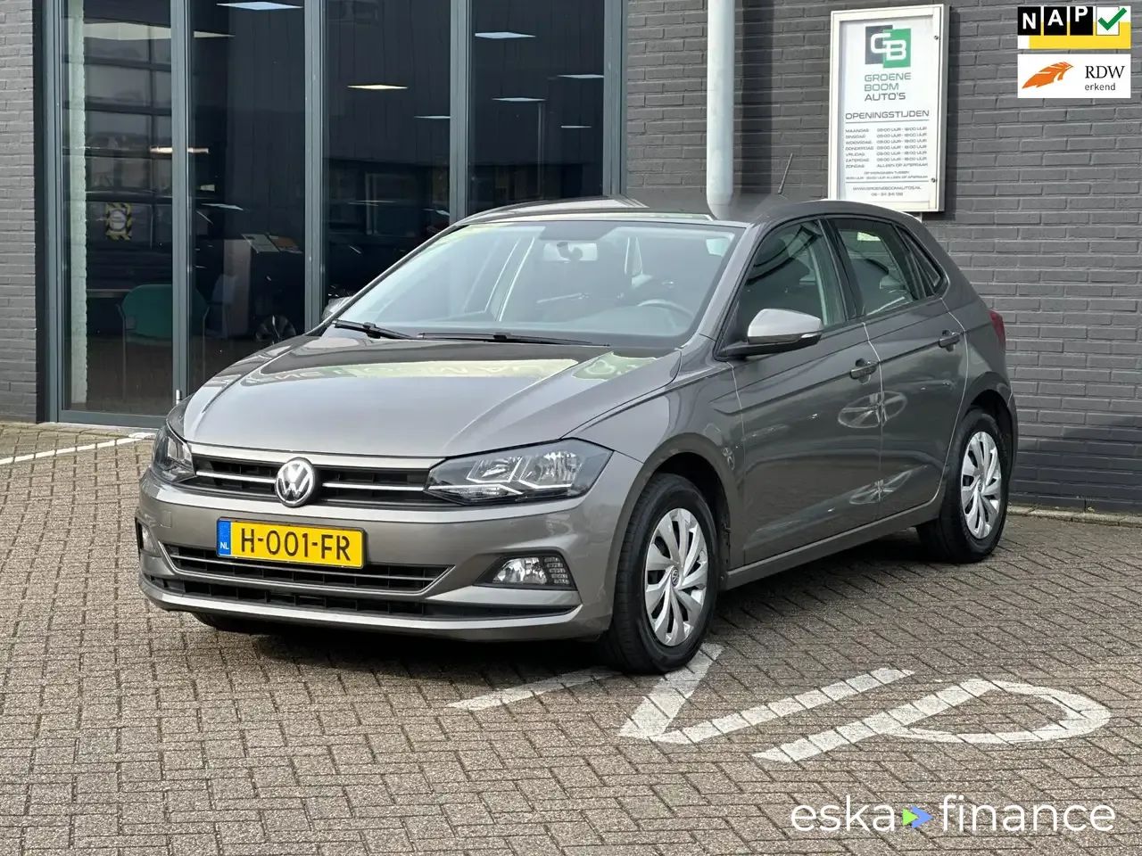 Financování Hatchback Volkswagen Polo 2020