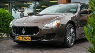 Lízing Sedan Maserati Quattroporte 2013